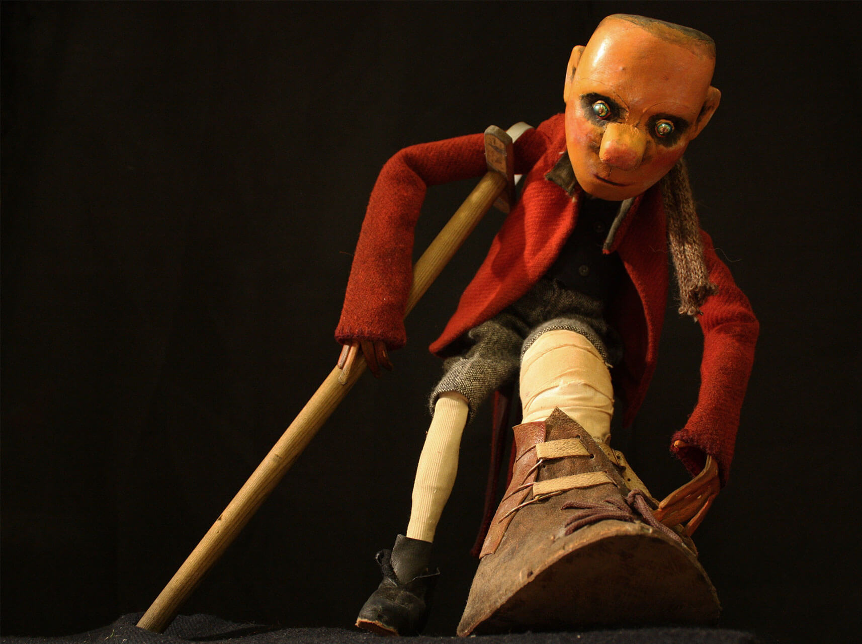 contemporary puppetry Tiny Tim